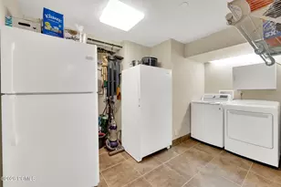 1121 N Willow Ln, Midway, UT 84049 - Photo 29