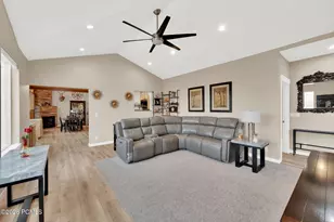 1121 N Willow Ln, Midway, UT 84049 - Photo 3