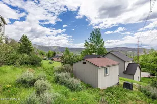 7998 Springshire Dr, Park City, UT 84098 - Photo 39