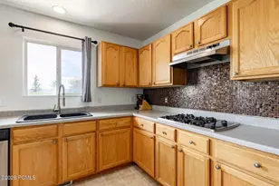 971 Mountain Willow Ln, Park City, UT 84098 - Photo 3