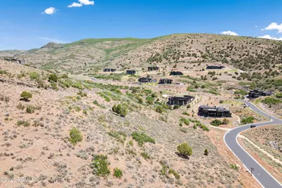 2083 E Upper Lookout Knoll Circle, Heber City, UT 84032 - Photo 7