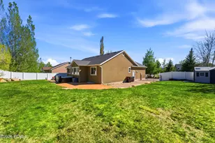 5232 Saddle Dr, Oakley, UT 84055 - Photo 11