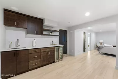3502 E Breton Lane, Cottonwood Heights, UT 84093 - Photo 5