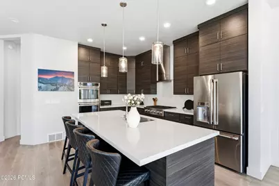 3502 E Breton Lane, Cottonwood Heights, UT 84093 - Photo 3
