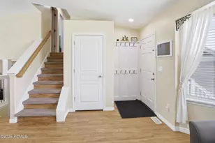 2647 S 2300, Syracuse, UT 84075 - Photo 7