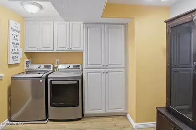 2647 S 2300, Syracuse, UT 84075 - Photo 31