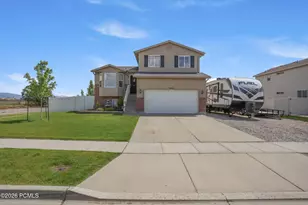 2647 S 2300, Syracuse, UT 84075 - Photo 41