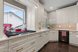 5282 N Oldgate Rd, Heber City, UT 84032 - Photo 9