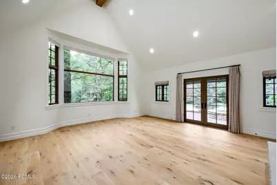 2400 E Walker Lane, Holladay, UT 84117 - Photo 17