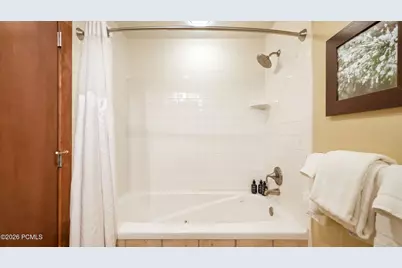 3720 N Sundial Court #B201, Park City, UT 84098 - Photo 15