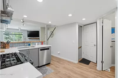 2962 W Wildflower Court #Unit 21, Park City, UT 84098 - Photo 11