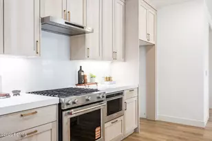2250 E Murray Holladay Rd, Salt Lake City, UT 84117 - Photo 15