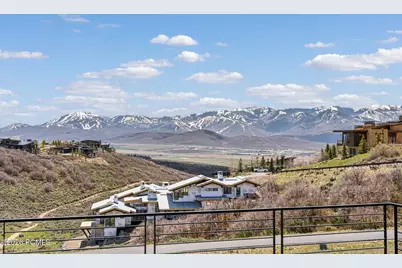 8945 N Mountain Crest Road, Park City, UT 84098 - Photo 9