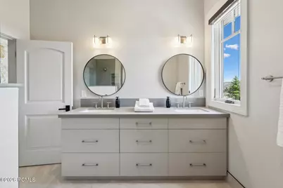8945 N Mountain Crest Road, Park City, UT 84098 - Photo 57