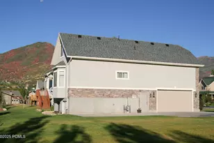 363 N 1150 N, Midway, UT 84049 - Photo 21