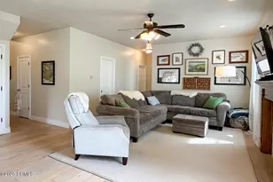 363 N 1150 N, Midway, UT 84049 - Photo 7