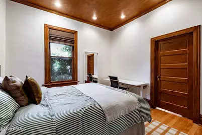 810 E 1st Avenue, Salt Lake City, UT 84103 - Photo 9