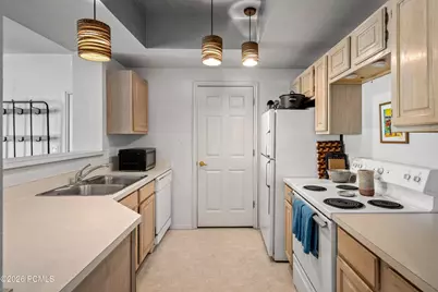 900 W Bitner Road #I-25, Park City, UT 84098 - Photo 17