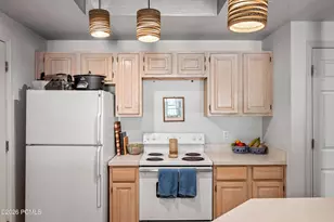 900 W Bitner Rd, Park City, UT 84098 - Photo 7