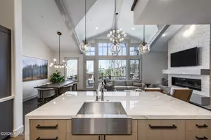 7726 Village Way, Park City, UT 84060 - Photo 25