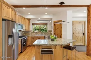8420 N Pointe Dr, Park City, UT 84098 - Photo 7