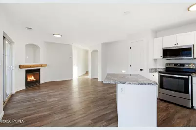 1716 W Fox Bay Drive #Unit H204, Heber City, UT 84032 - Photo 9