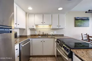 121 Yonex Ct, Park City, UT 84060 - Photo 5