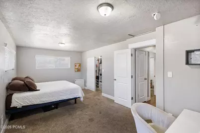 3770 W El Glen Avenue, West Valley City, UT 84120 - Photo 7