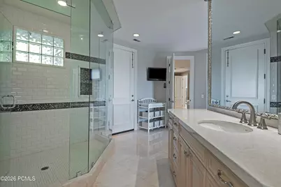 3222 E Eagle View Circle, Sandy, UT 84092 - Photo 31
