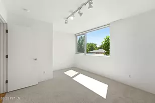 1136 S W Temple St, Salt Lake City, UT 84101 - Photo 27