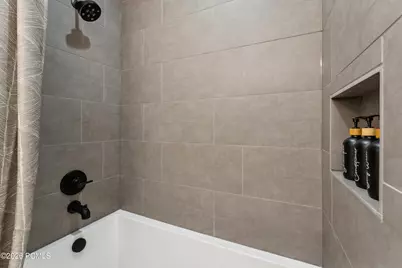 2477 E 700, Salt Lake City, UT 84106 - Photo 27
