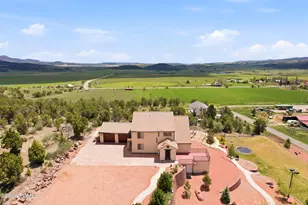 75 N 200 E St, Alton, UT 84710 - Photo 3