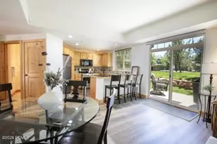 6144 N Fox Pointe Cir, Park City, UT 84098 - Photo 5
