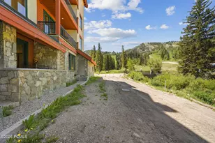 12076 E Big Cottonwood Cyn Rd, Brighton, UT 84121 - Photo 27