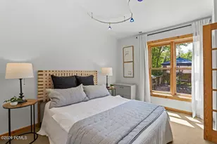 19 S Cederlof Ln, Salt Lake City, UT 84108 - Photo 19