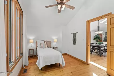 19 S Cederlof Lane, Salt Lake City, UT 84108 - Photo 15