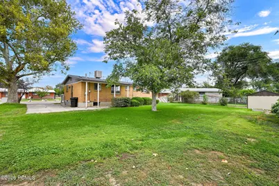 106 N 700 N, Clearfield, UT 84015 - Photo 33
