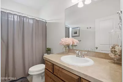 121 W Misty Brook Lane, Tooele, UT 84074 - Photo 23