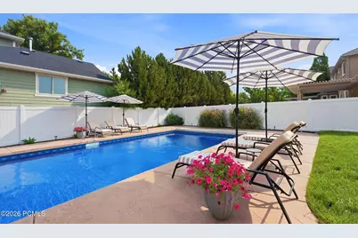 557 E Warm Springs Drive, Kaysville, UT 84037 - Photo 25