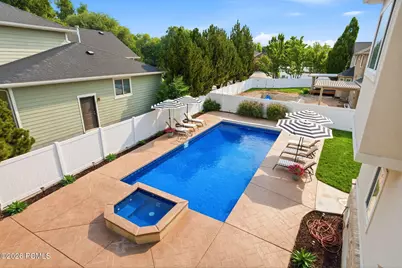 557 E Warm Springs Drive, Kaysville, UT 84037 - Photo 27