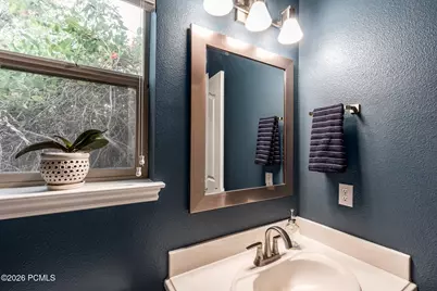 1065 Windsor Drive, North Salt Lake, UT 84054 - Photo 13
