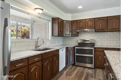 301 N Main Street, Coalville, UT 84017 - Photo 9