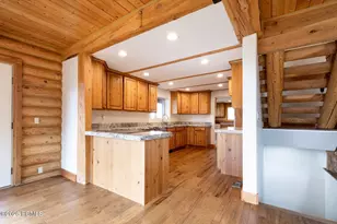 785 W Artist Point Dr, Wanship, UT 84017 - Photo 15