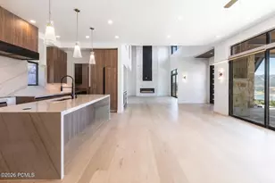 693 E Longview Dr, Hideout, UT 84036 - Photo 23