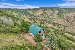 4205 S Oakview Dr, Coalville, UT 84017 - Photo 3