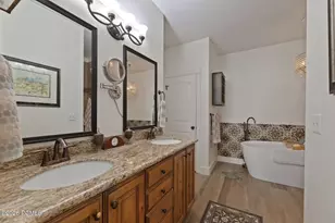 355 W 1400 W, Midway, UT 84049 - Photo 17