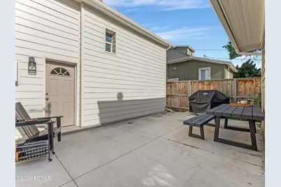 1046 Lincoln Street, Salt Lake City, UT 84105 - Photo 23