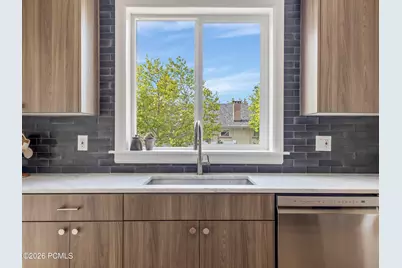 1046 Lincoln Street, Salt Lake City, UT 84105 - Photo 11