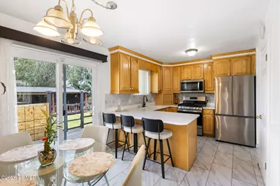 5807 S Bramblewood Lane, Salt Lake City, UT 84118 - Photo 13