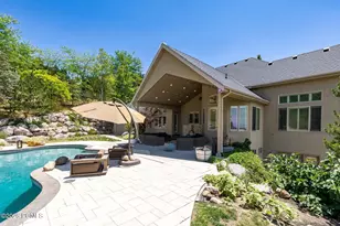 407 Hidden Lake Dr, Bountiful, UT 84010 - Photo 17